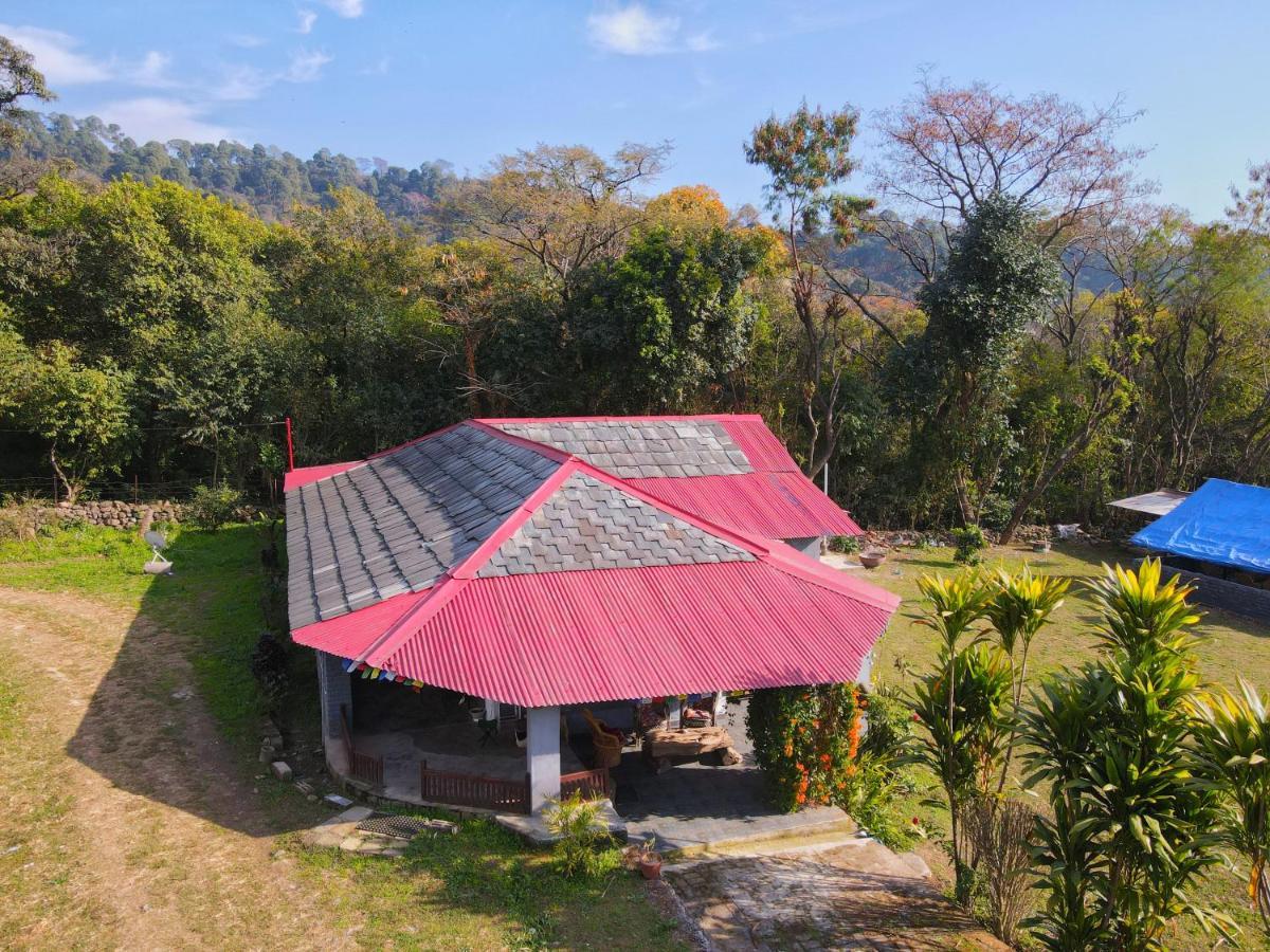 Dreamwoods A Travellers Farm Vandrarhem Dharamshala Exteriör bild